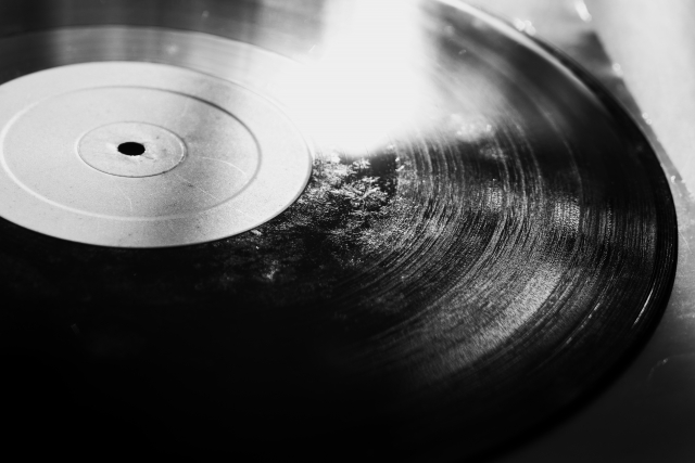 ライブ喫茶の歴史 – 昭和の音楽喫茶文化と今